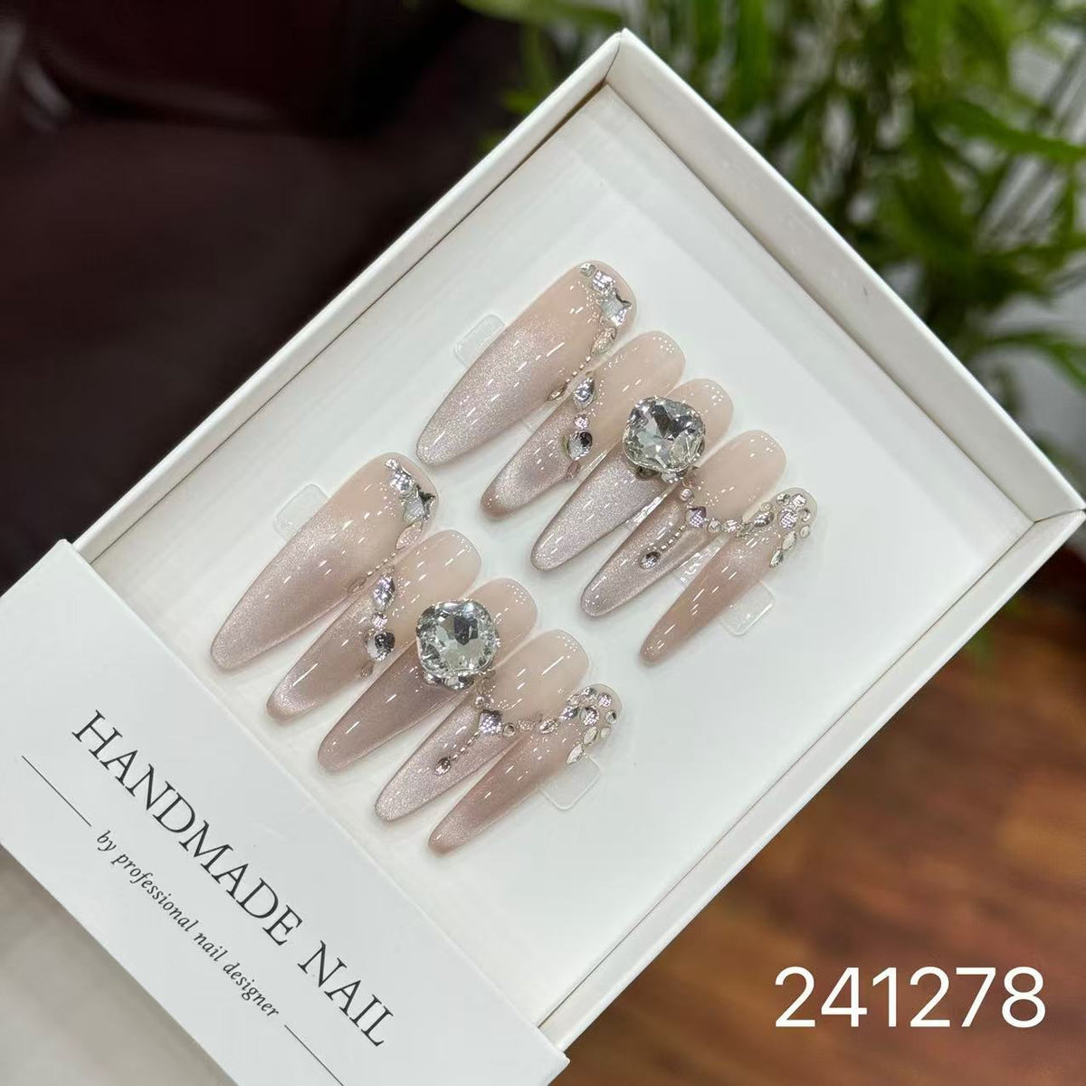 1031- Handmade press on nails fake nails removable