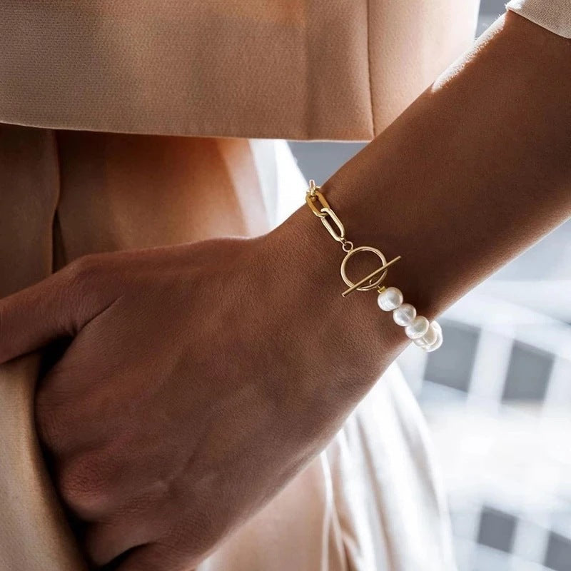 Elegant Baroque Pearl String Bracelet