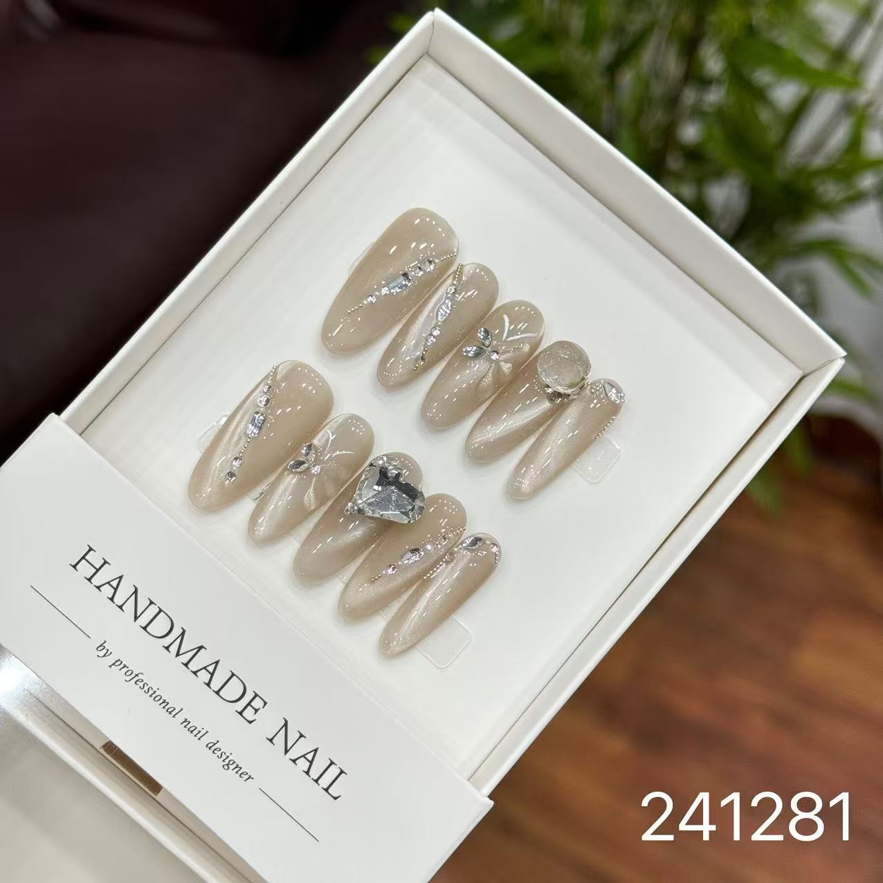 1031- Handmade press on nails fake nails removable