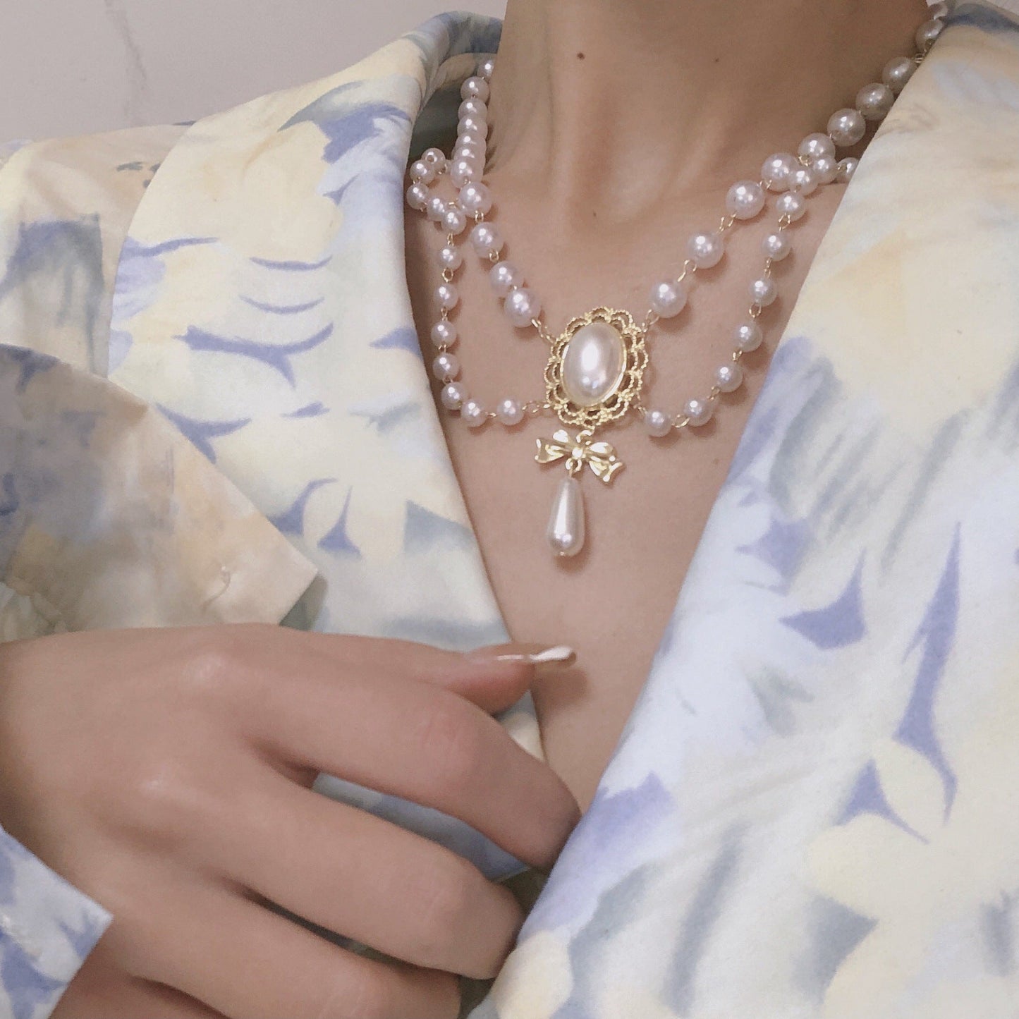 Multi Layer Pearls Necklace Women Choker Necklace