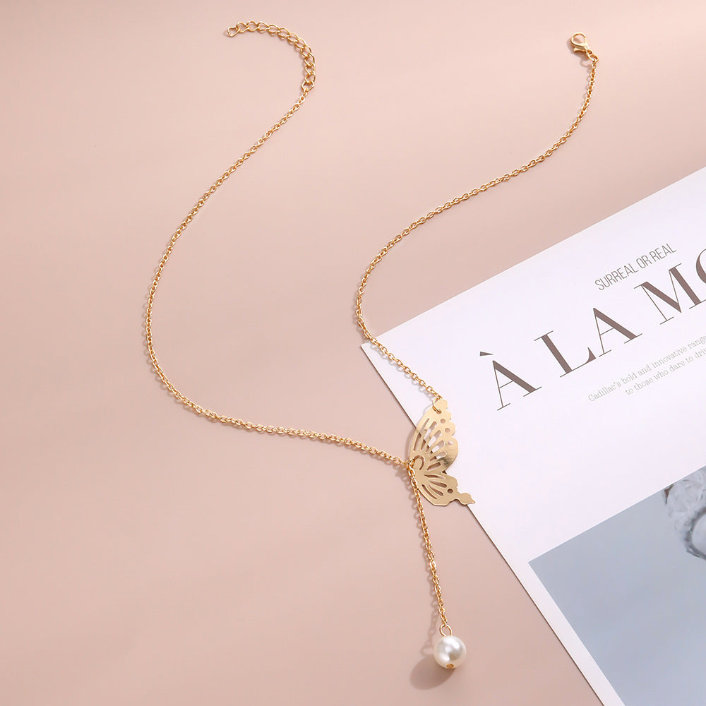 Hollow Butterfly Imitation Pearl Necklace
