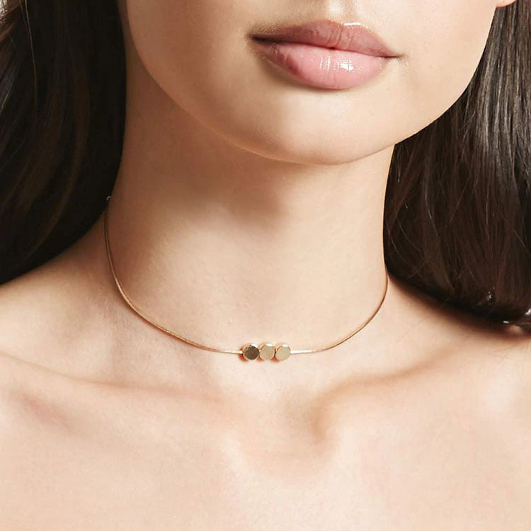 Round Disc Charms Choker Necklace