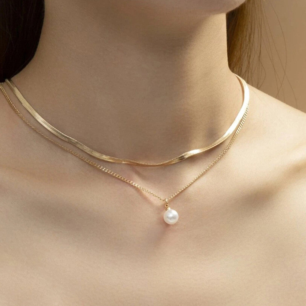 Pearl Daisy Necklace