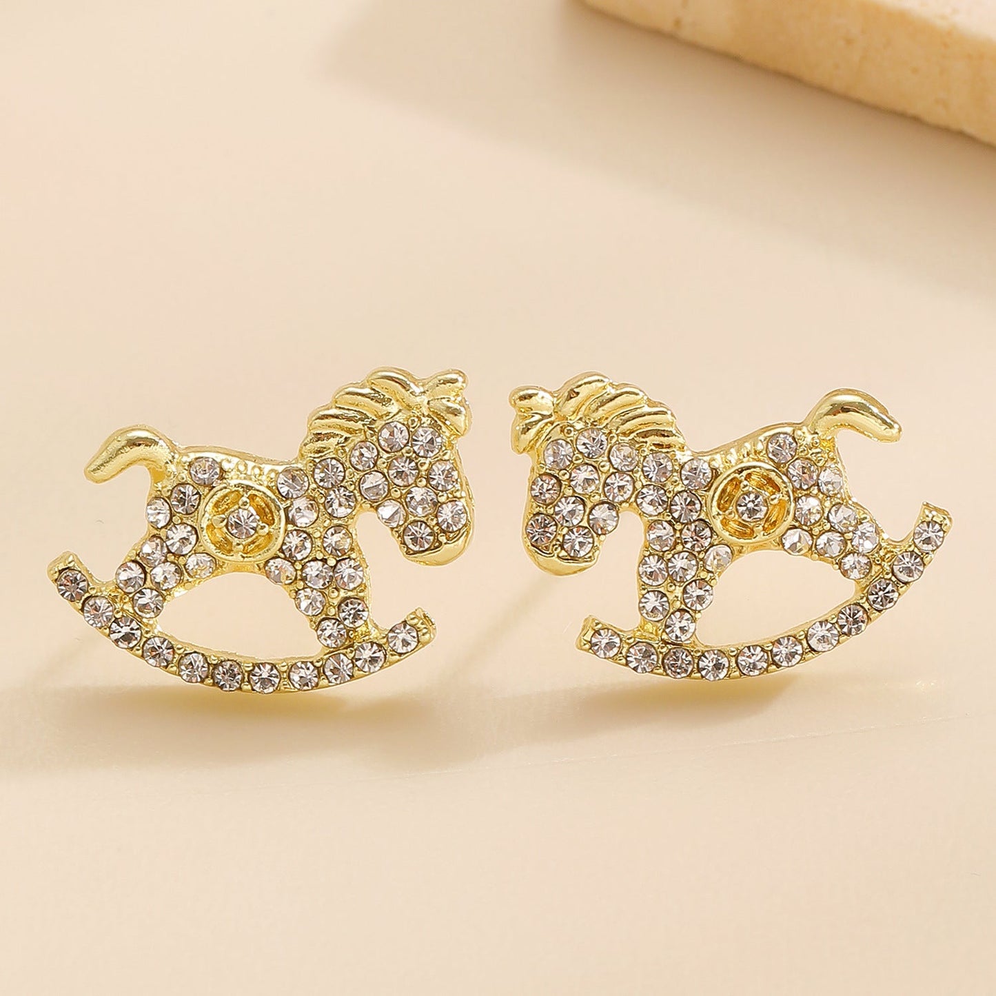 Luxury Festive Pony Stud Earrings Lucky "Rich Immediately" Fashion Earrings