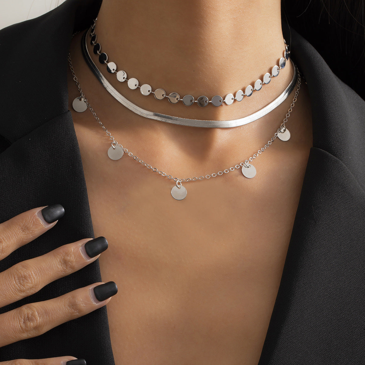 Geometric Flat Snake Bone Chain Sequins Necklace