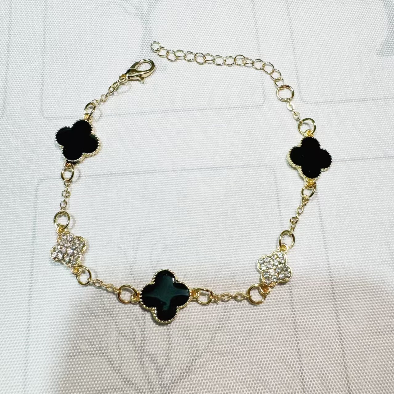 Pink Four-leaf Clover Bracelet