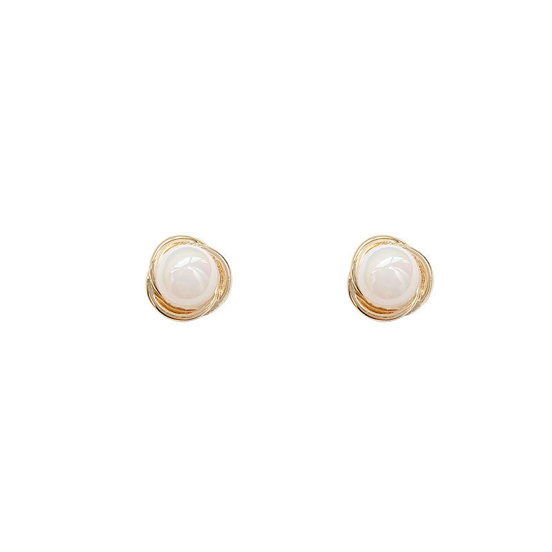Round Pearl Elegant Earrings