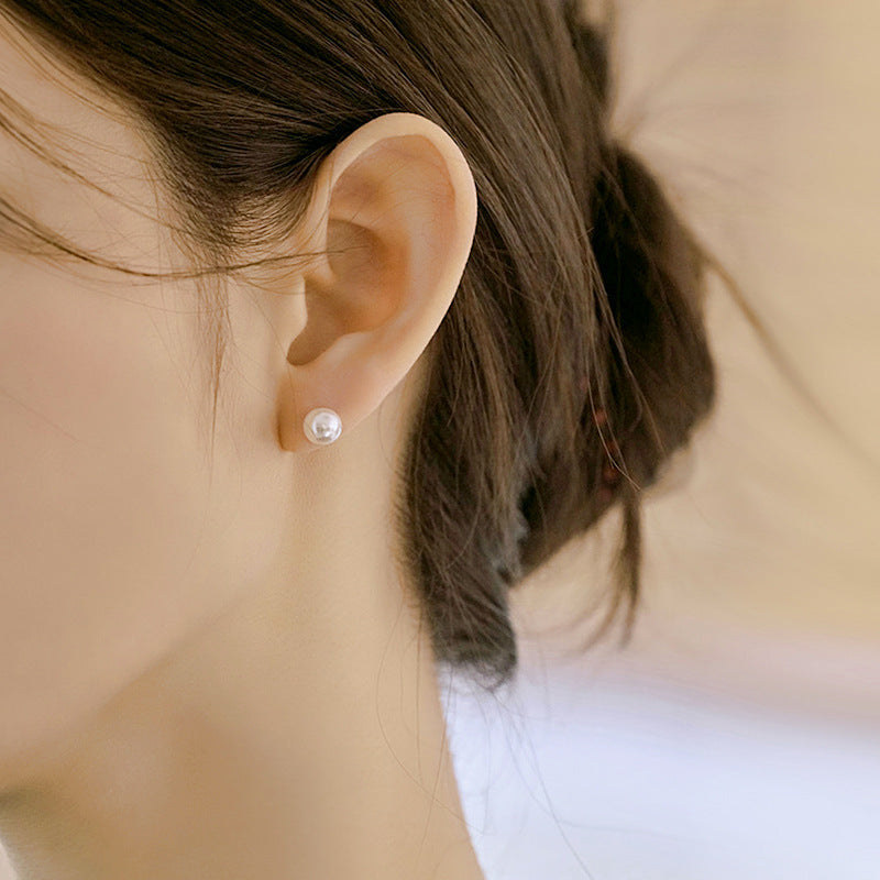Round Pearl Stud Earring