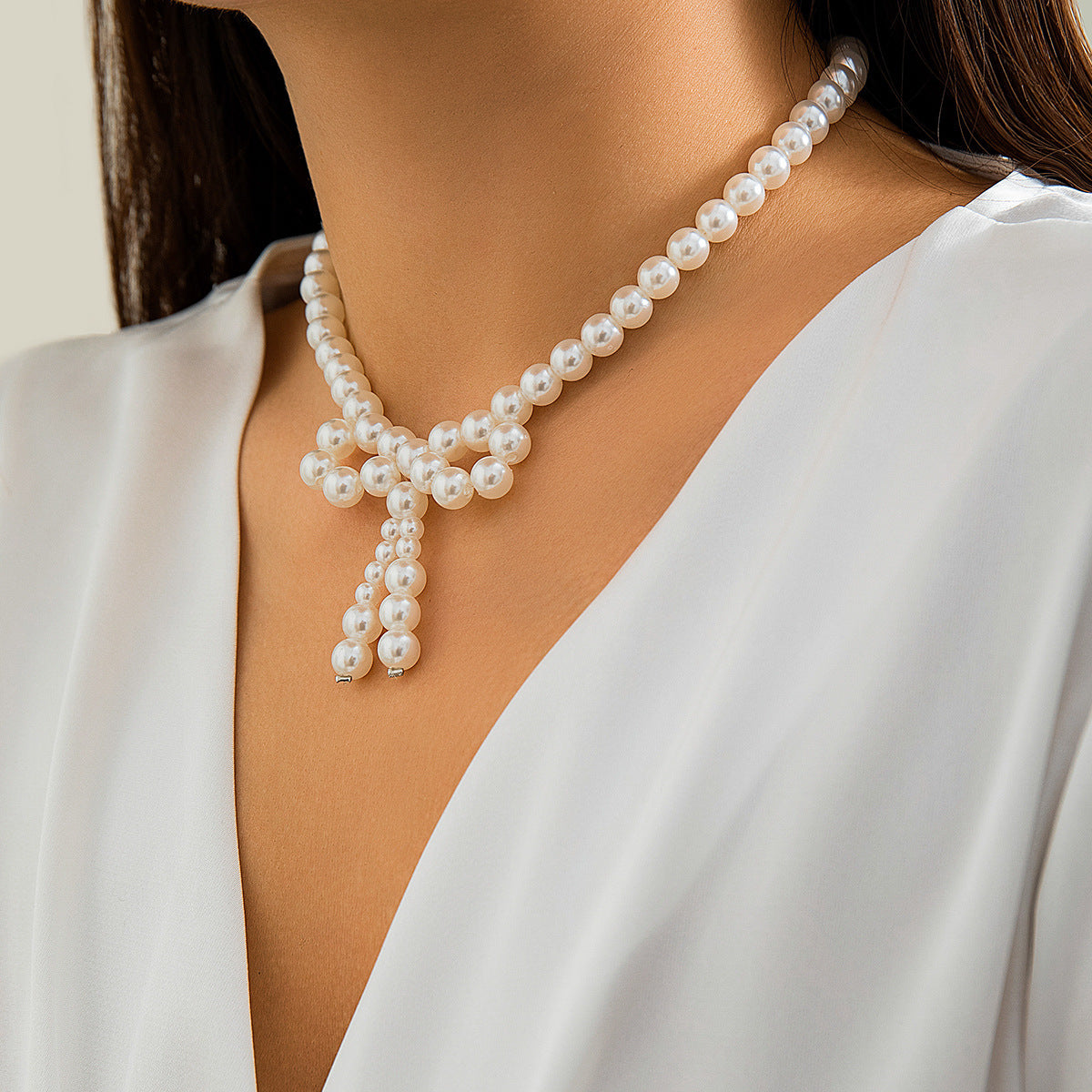 Bow Pearl Beaded Necklace for Women