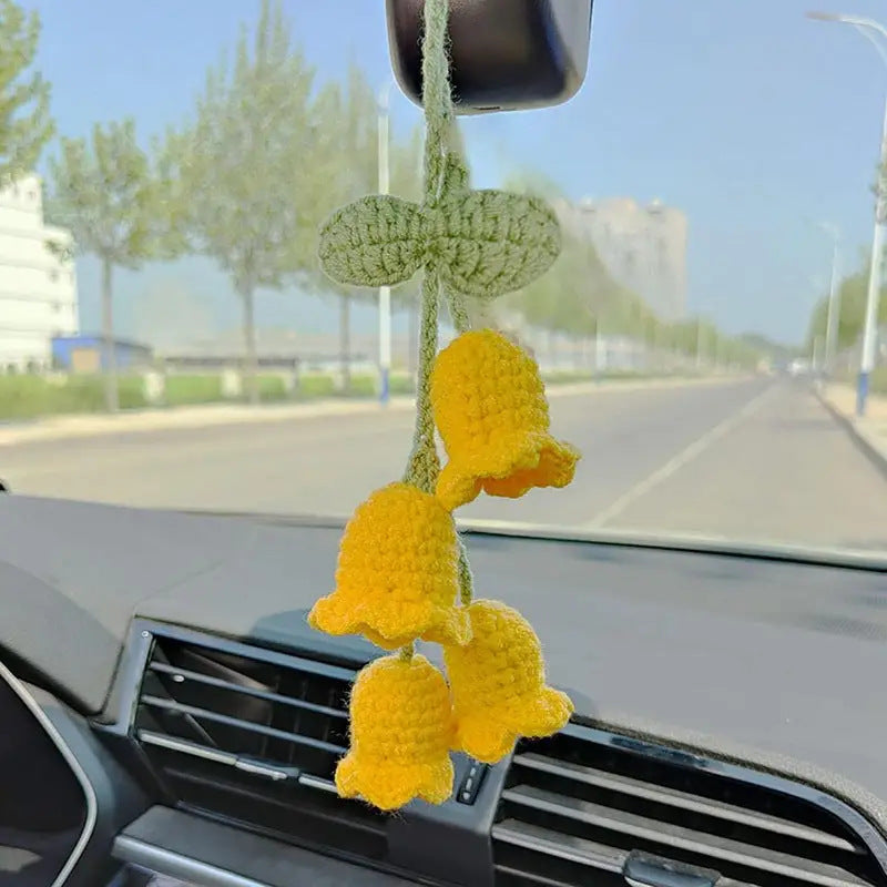 Car plant pendant Car decoration Rearview mirror pendant Creative wool in the car