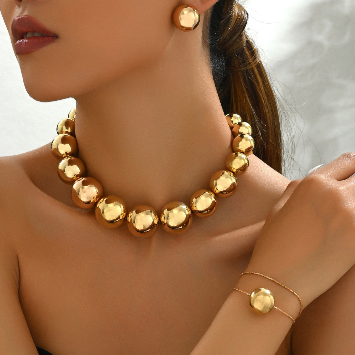Classic Luxury Pearl Beads Bracelet Necklace Earrings Set