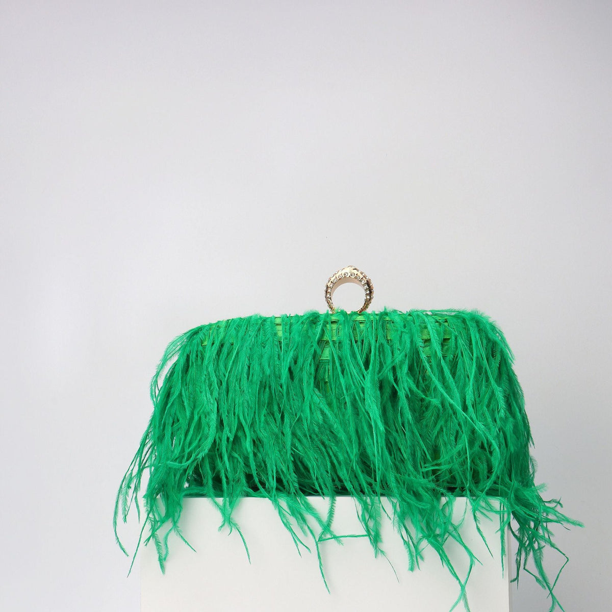 Elegant Ostrich Hair Ring Box – Small Square Bag with Chain Crossbody Shoulder Velvet Evening Clutch Purse
