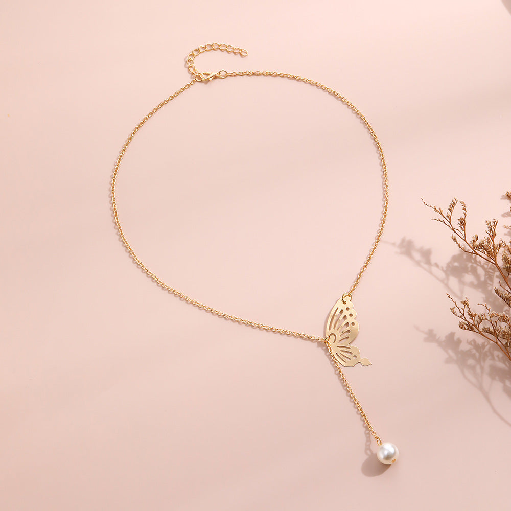 Hollow Butterfly Imitation Pearl Necklace