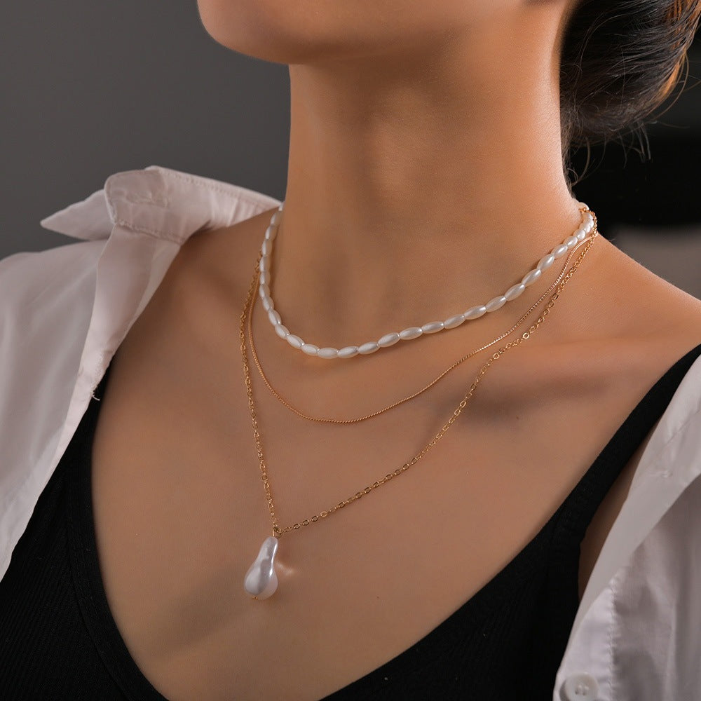 Irregular Baroque Faux Pearl Beads Necklace Choker