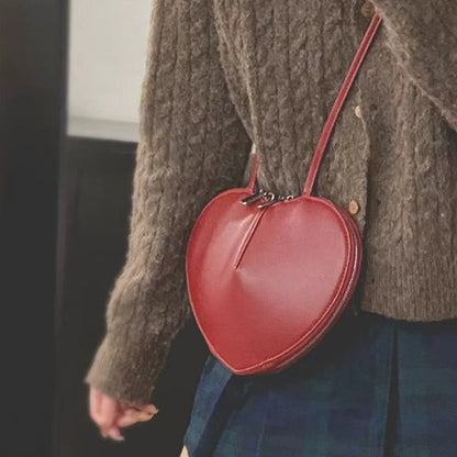 Mini love-shaped crossbody bag, bag women's casual fashion versatile shoulder crossbody bag, fashion stylish love women's bag red