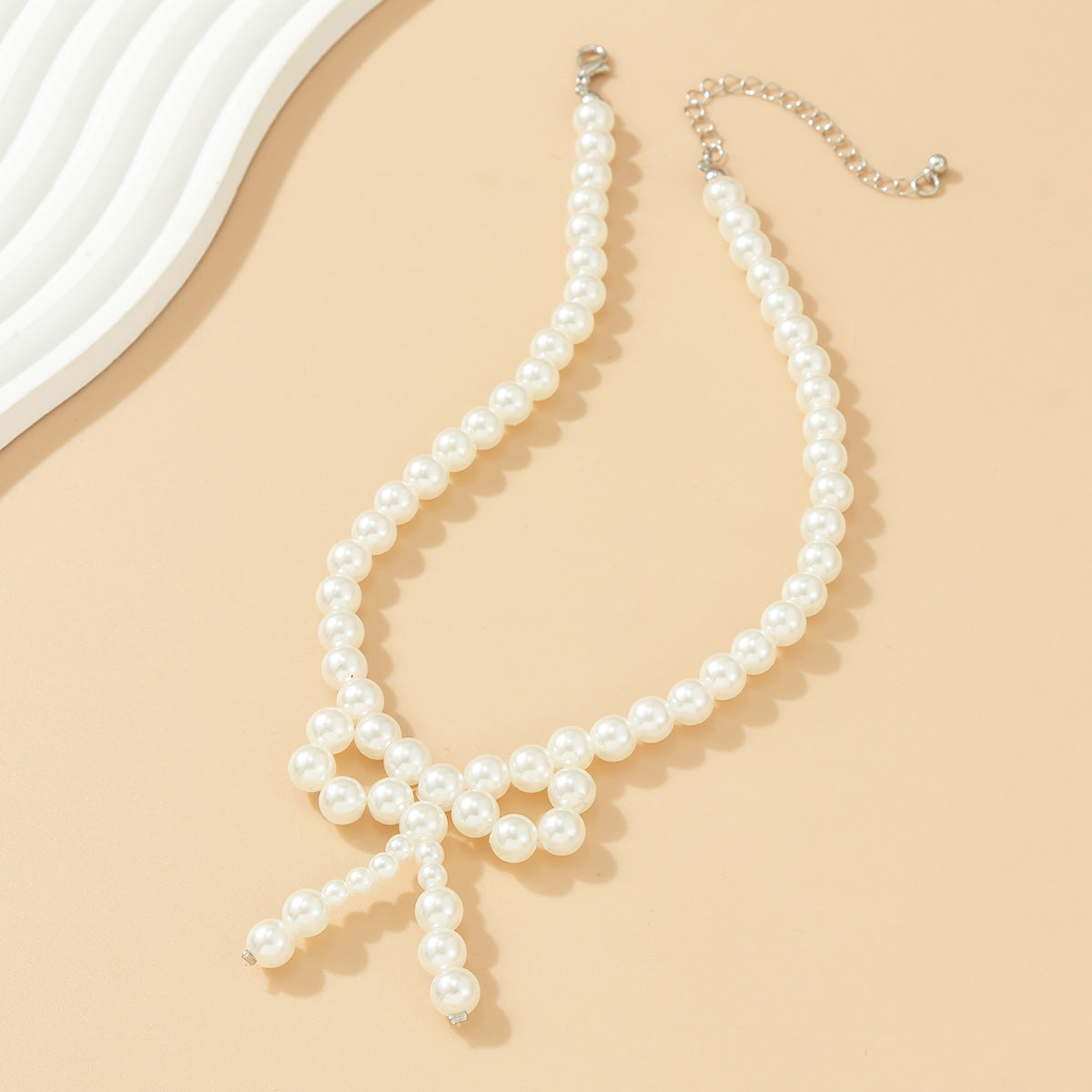 Bow Pearl Beaded Necklace for Women