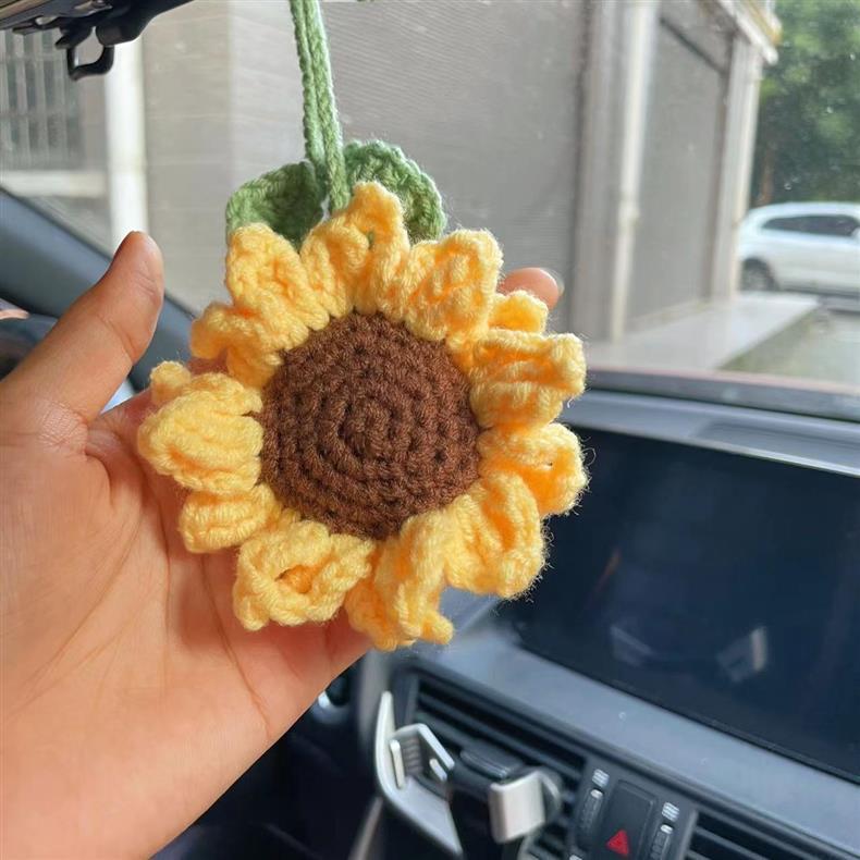 Car plant pendant Car decoration Rearview mirror pendant Creative wool in the car