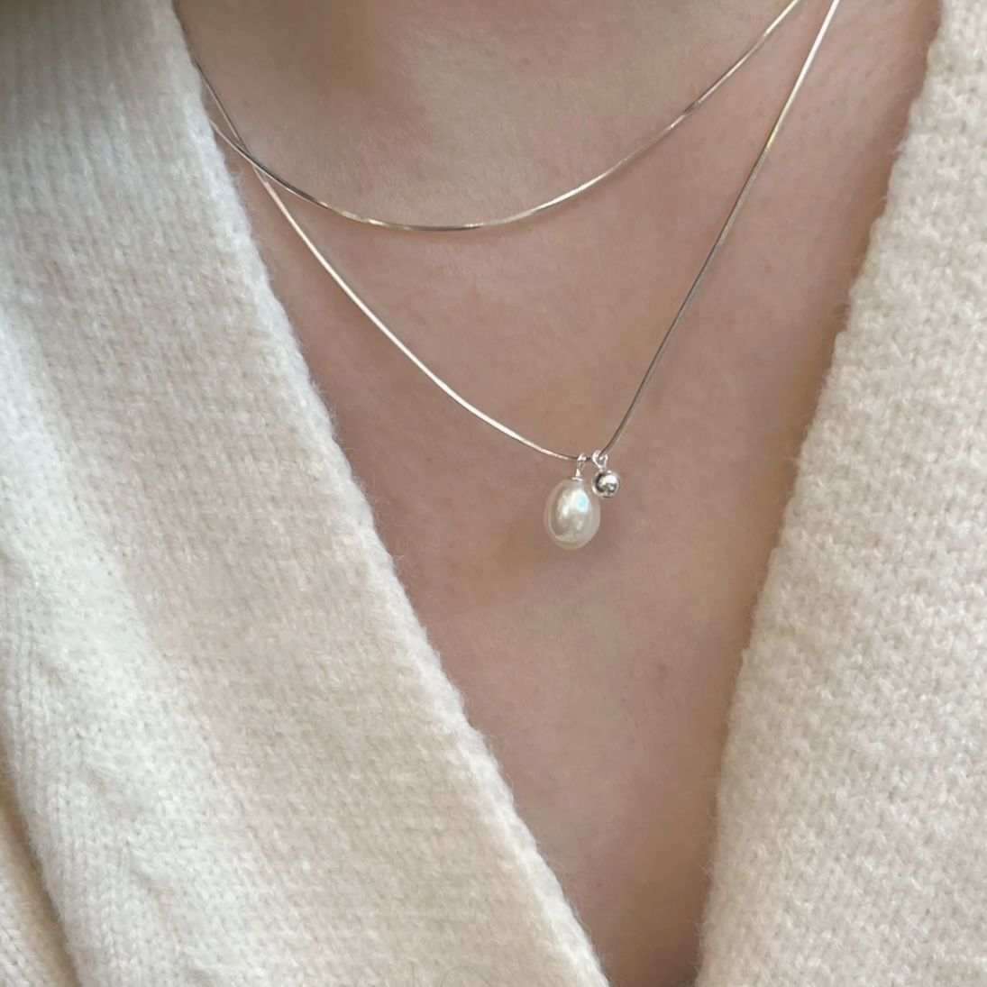 Vintage Pearl Bead Pendant Double-Layer Snake Chain Necklace