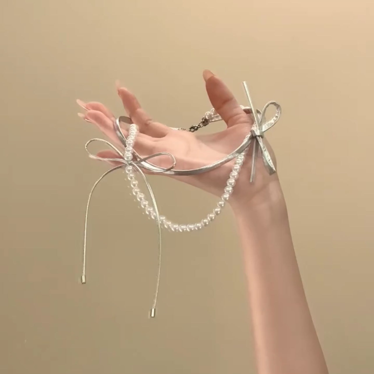 Double-layer Pearl Leather BowKnot Collar Necklace