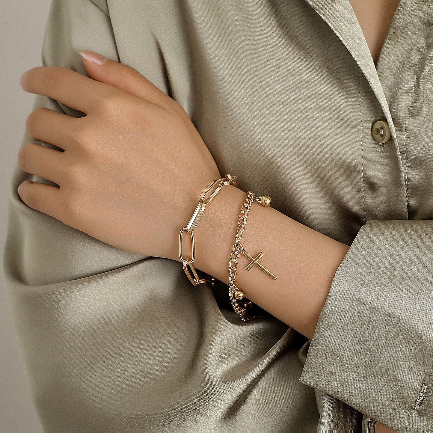 Layer Chain Link Cross Pendant Bracelets