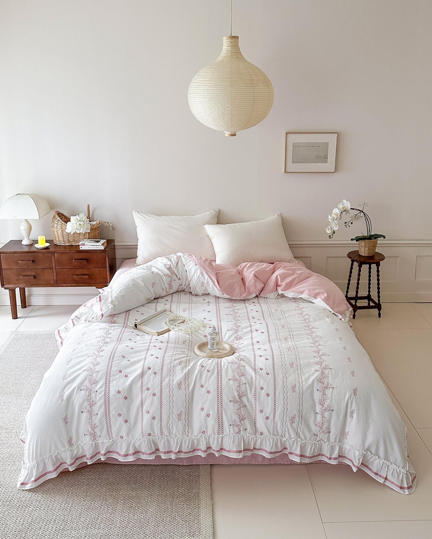 Embroidered French Lace Ruffle Bedding Set / Pink