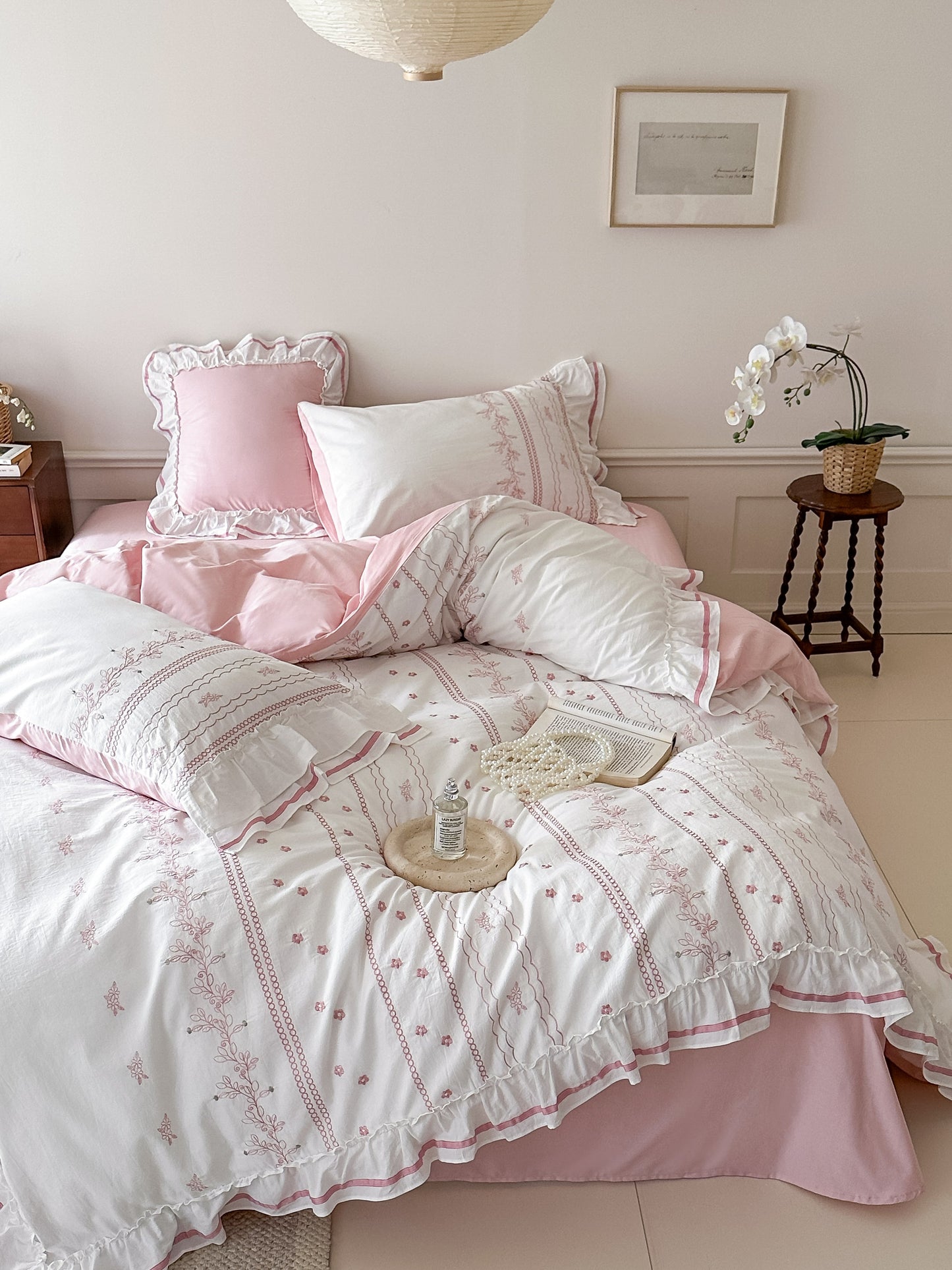 Embroidered French Lace Ruffle Bedding Set / Pink