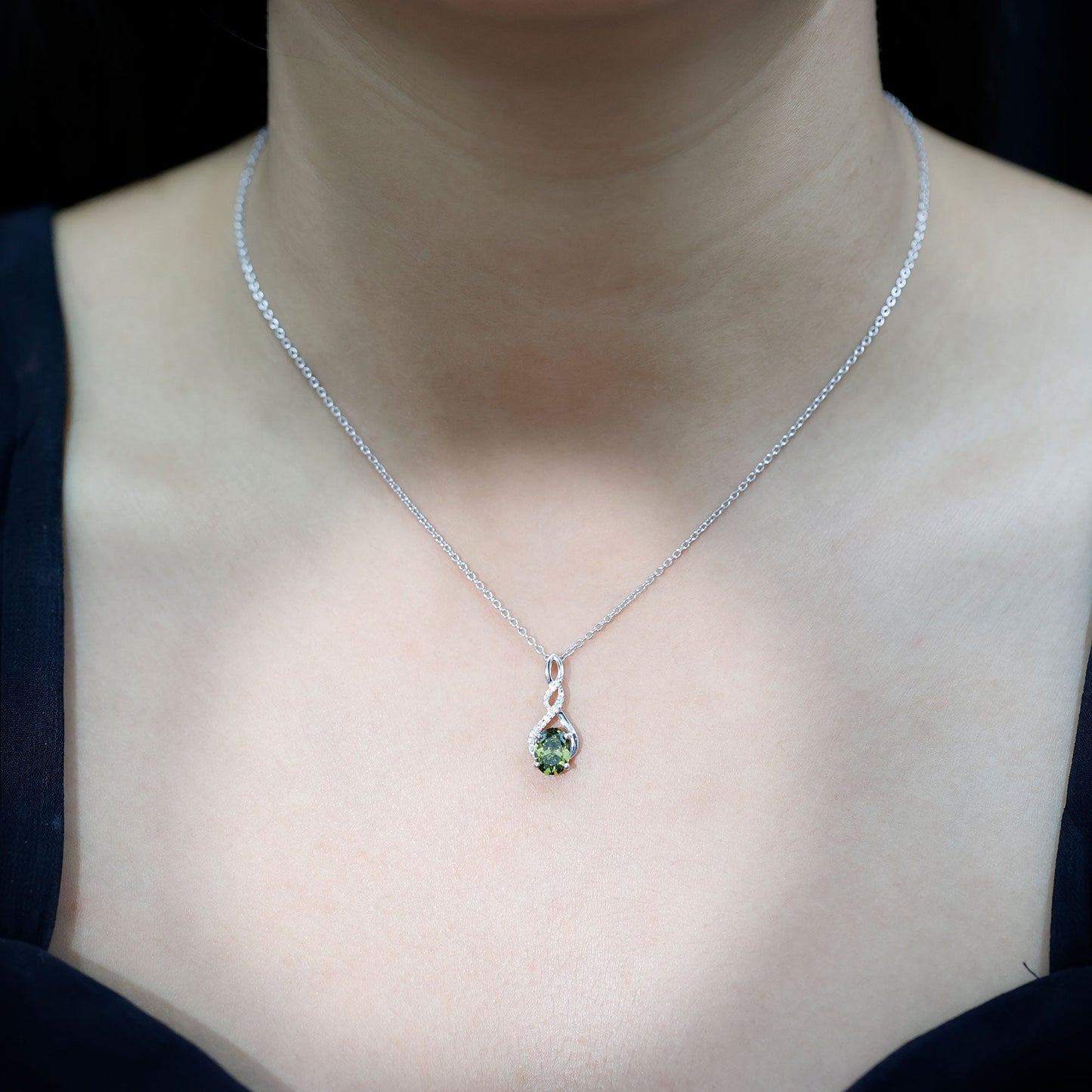 1.5 Carat Lab Grown Green Sapphire Infinity Necklace With Silver Chain