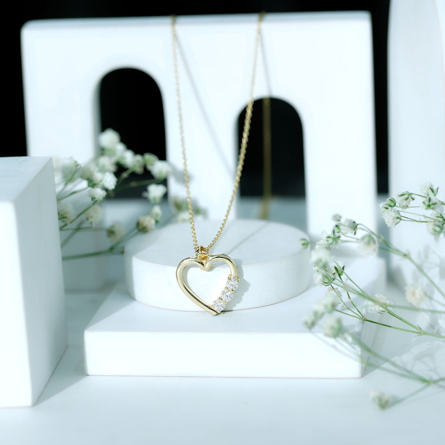 Simple Moissanite Open Heart Pendant Necklace