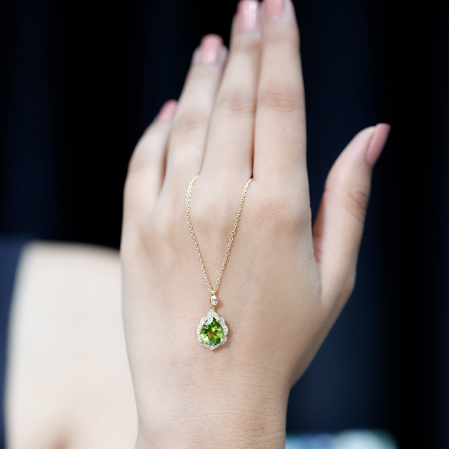 Natural 2.2 Carat Pear Shape Peridot Vintage Necklace with Lab Grown Diamond