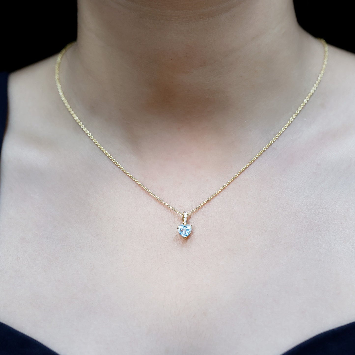 0.9 Carat Swiss Blue Topaz Solitaire and Diamond Heart Necklace with Chain