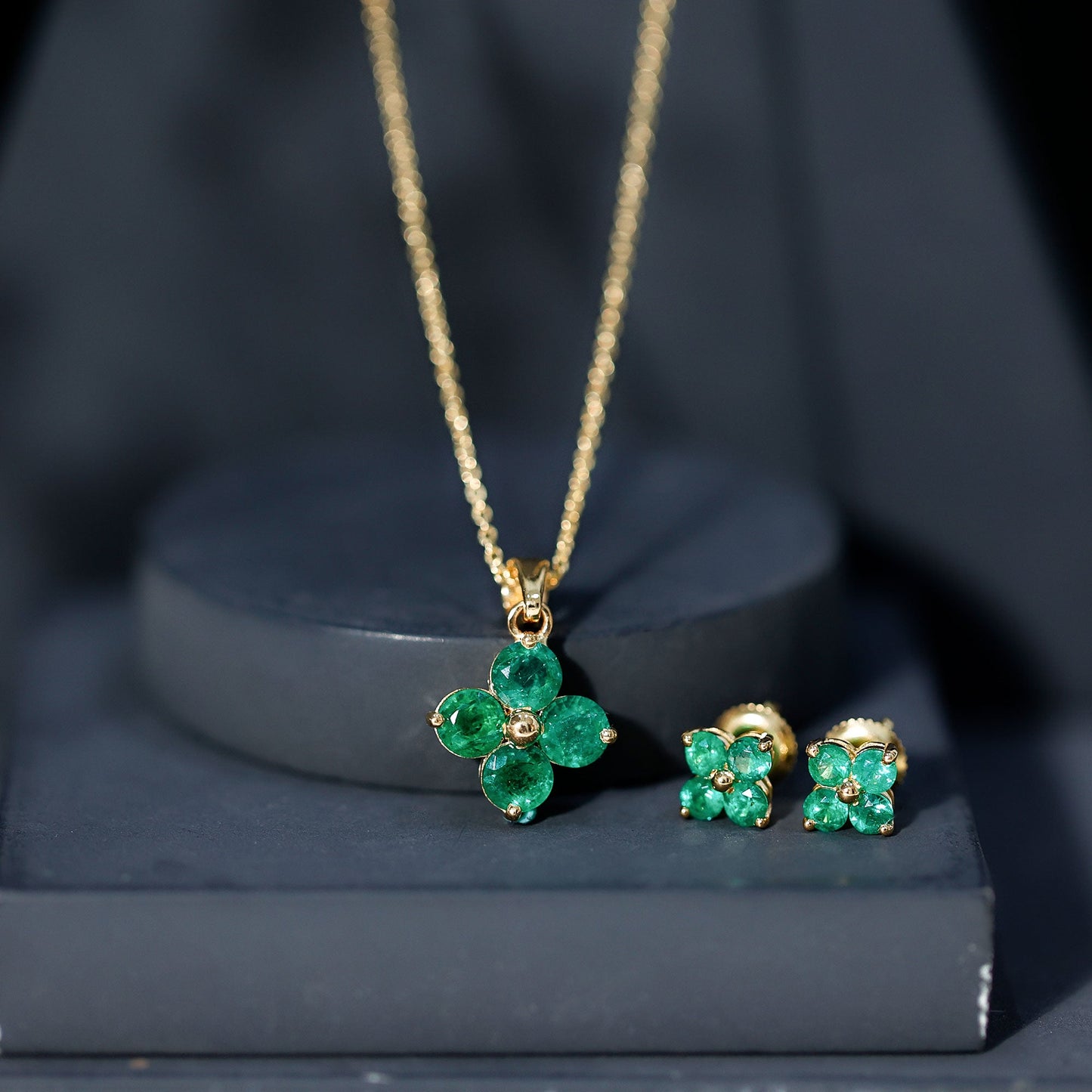 Natural Emerald Clover Jewelry Set for Women