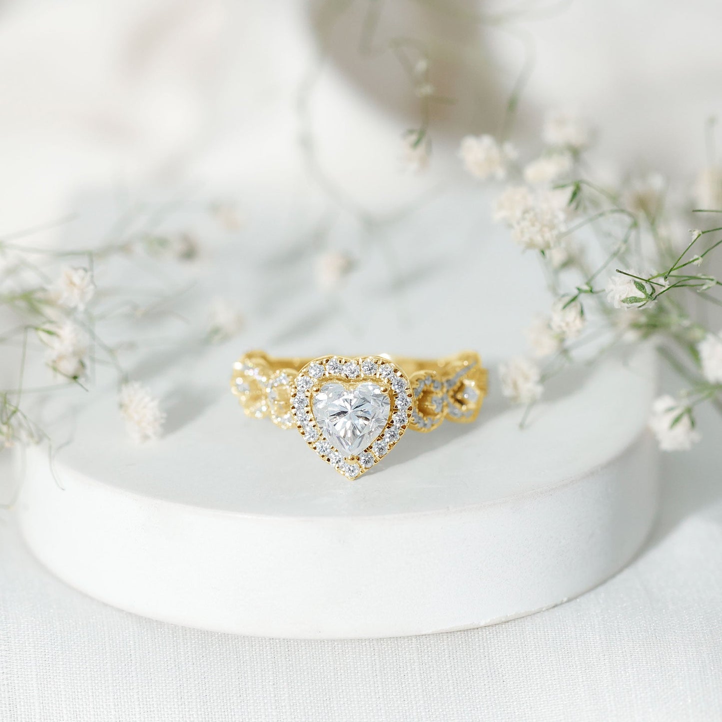 1.5 CT Heart Shape Moissanite Engagement Ring with Accent