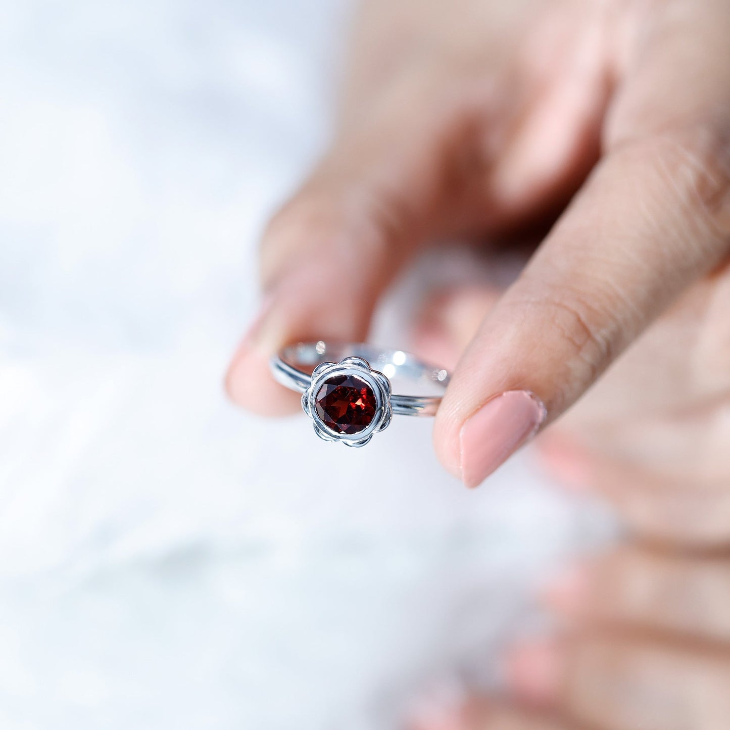 1.7 Carat Round Cut Garnet Flower Engagement Ring for Women