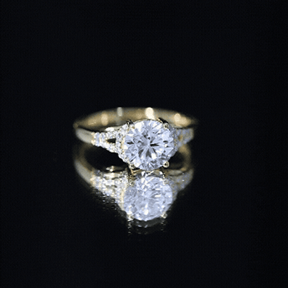 Certified 2 Carat Lab Grown Diamond Solitaire Engagement Ring for Her