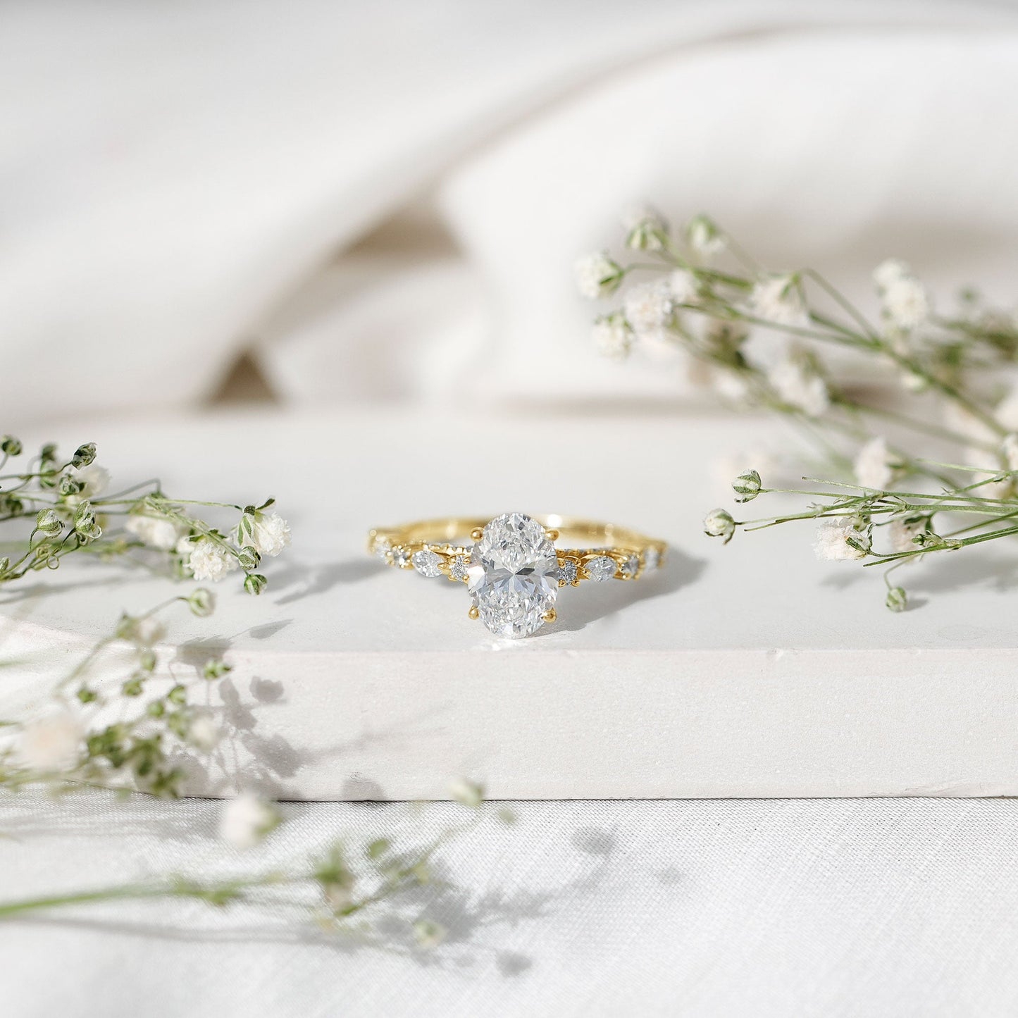 2 Carat Oval Lab Grown Diamond Engagement Ring with IGI Certificate