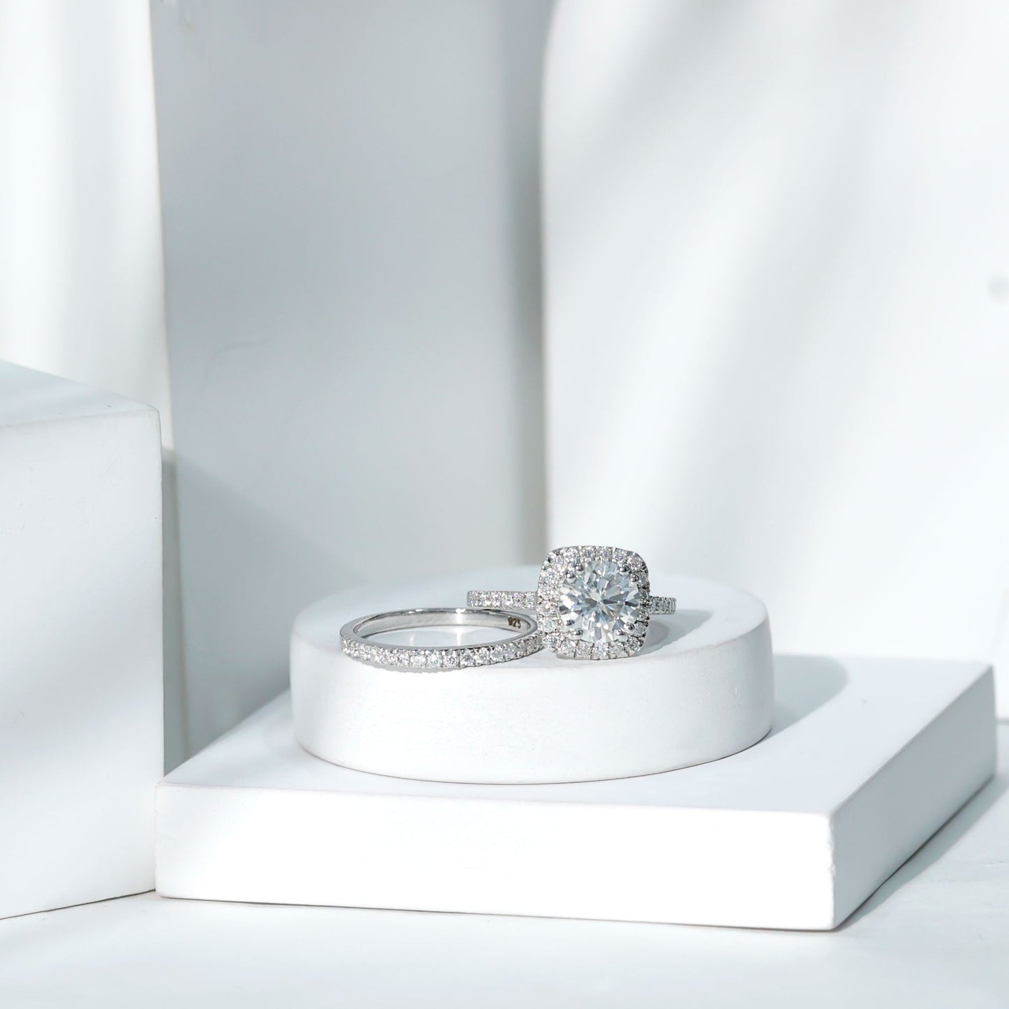 Lab Grown 2 Carat Diamond Halo Engagement Ring with Wedding Band