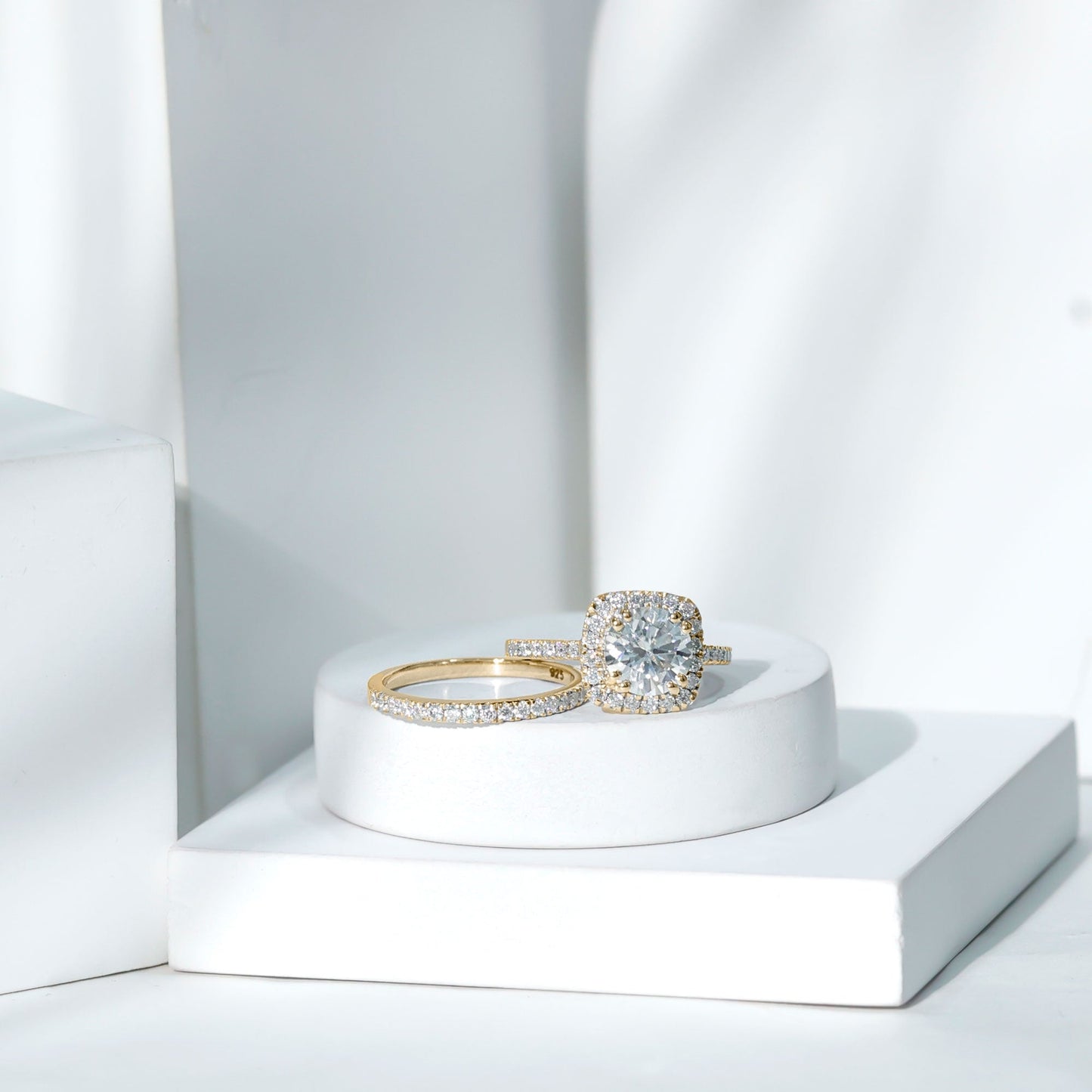 Lab Grown 2 Carat Diamond Halo Engagement Ring with Wedding Band