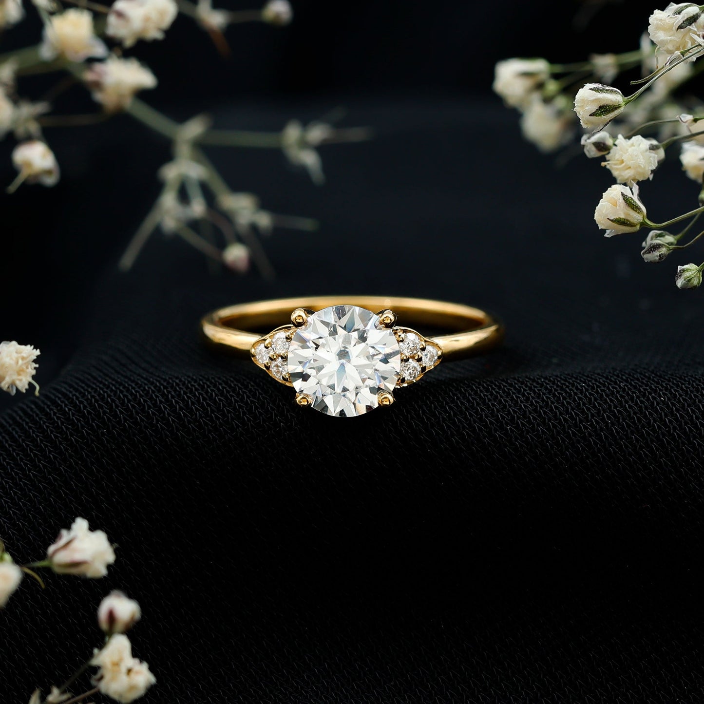 Classic Lab Diamond Circle Engagement Ring With Certificate