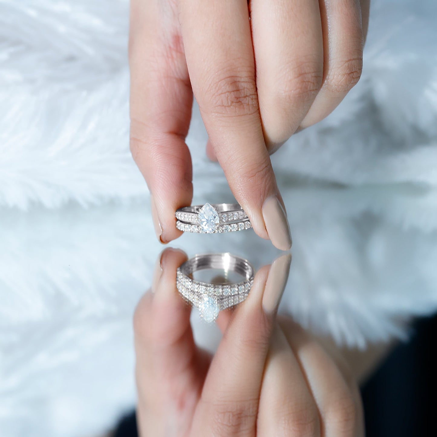 Pear Cut 1.3 Carat Lab Grown Diamond Marriage Ring Set for Women