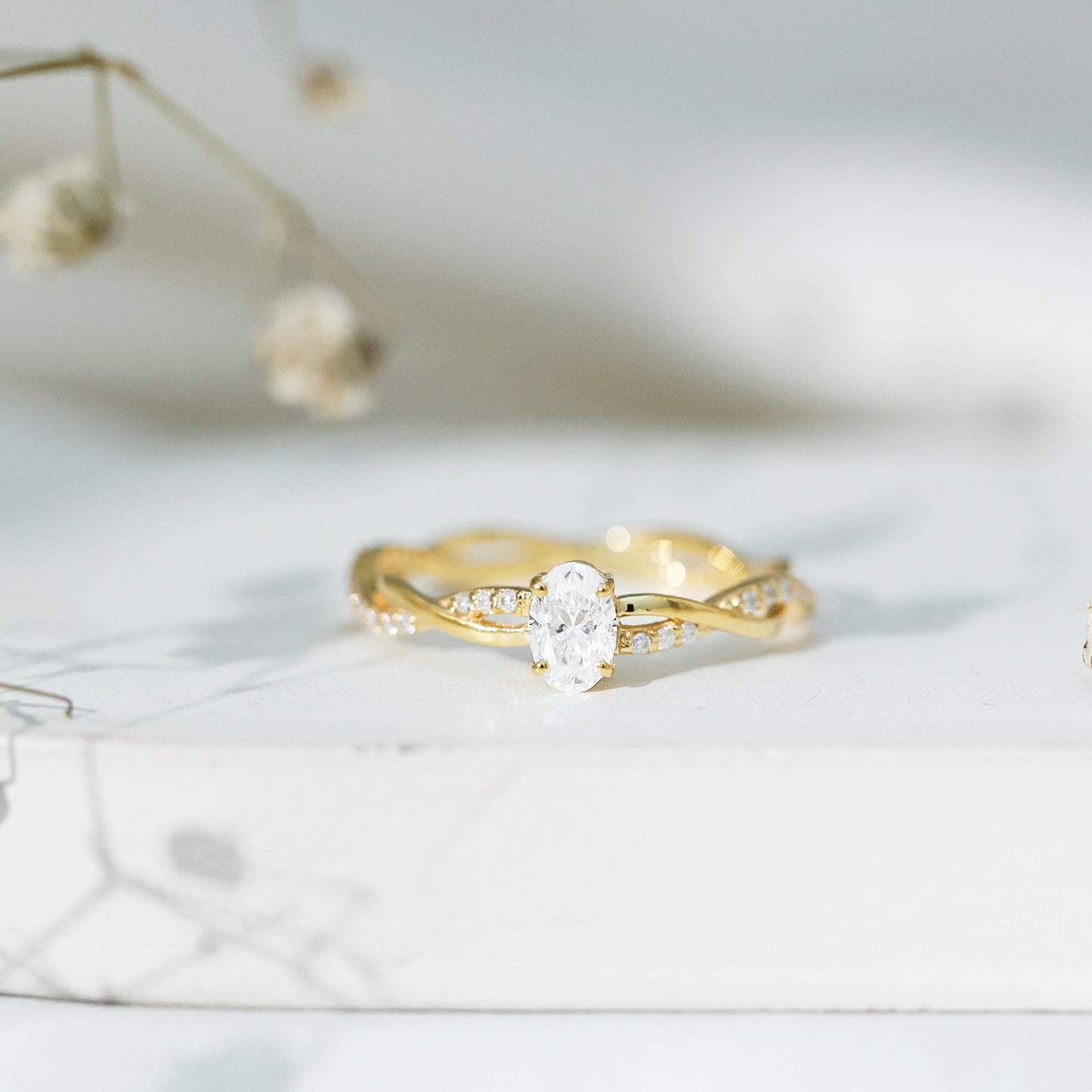 Lab Grown Diamond Promise Ring With Twisted Shank