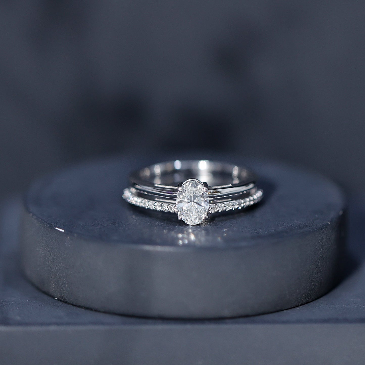 0.75 Carat Oval Cut Diamond Solitaire Double Band Engagement Ring For Her