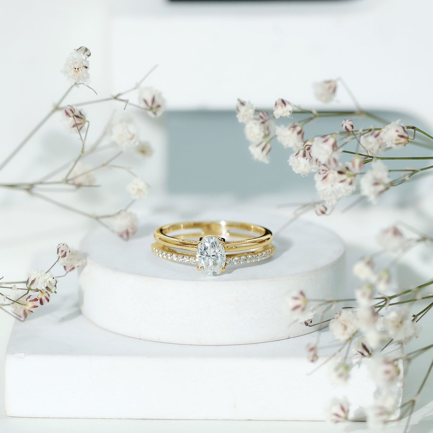 0.75 Carat Oval Cut Diamond Solitaire Double Band Engagement Ring For Her