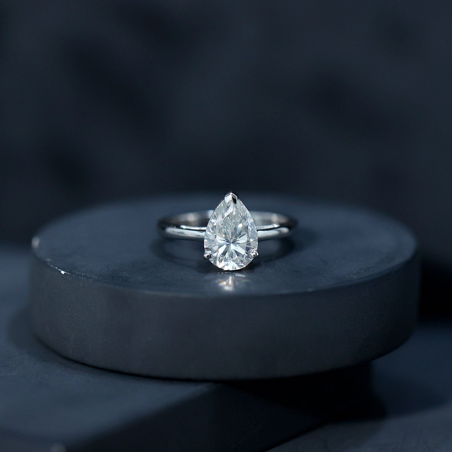 2 CT Moissanite Pear Shaped Engagement Ring for Women
