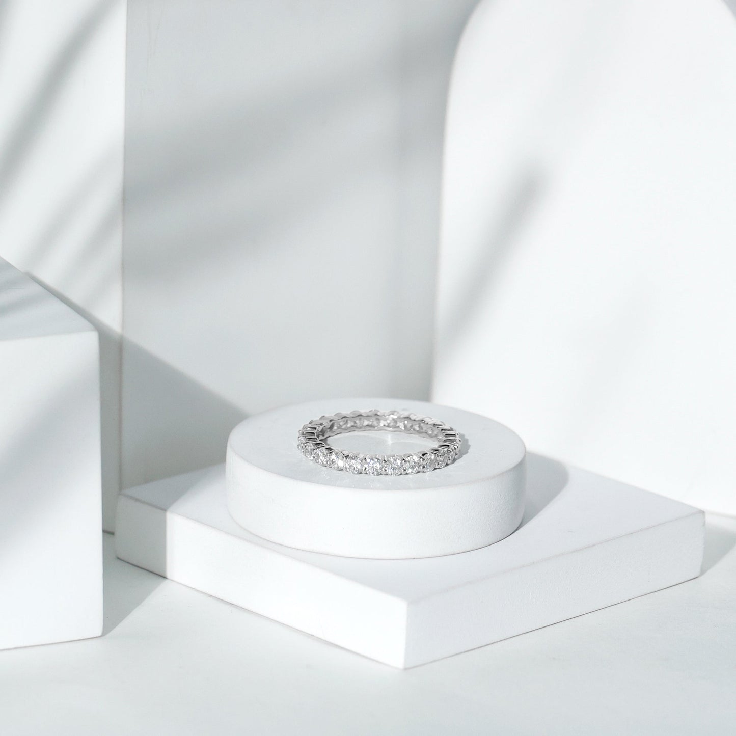 Round Cut Moissanite Simple Eternity Band Ring in Prong Setting