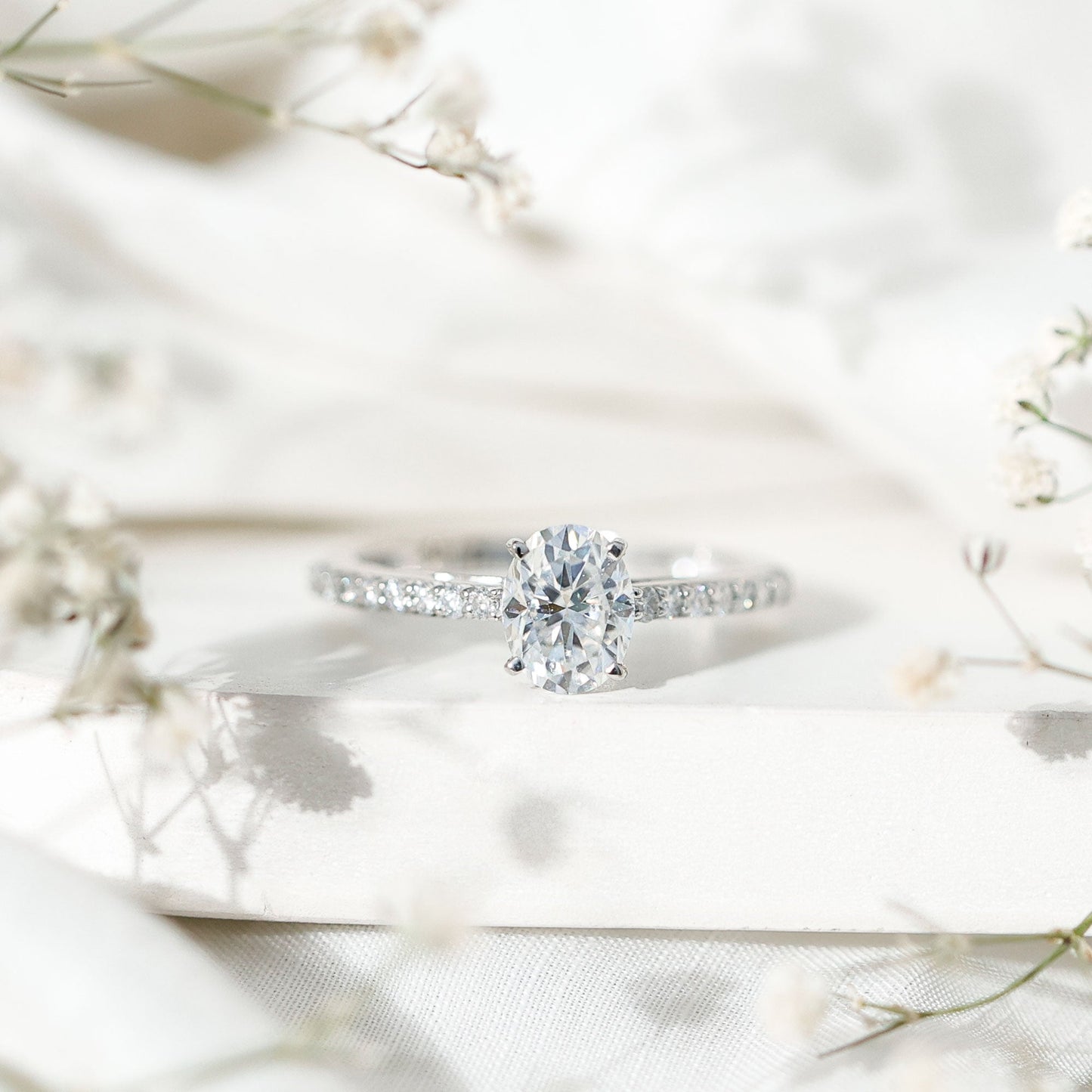 Brilliant Cut Moissanite Oval Engagement Ring