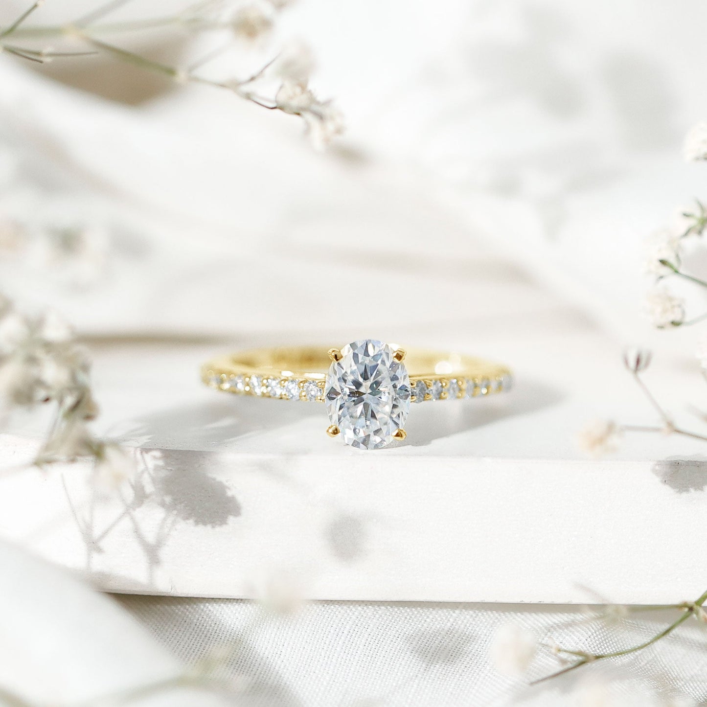 Brilliant Cut Moissanite Oval Engagement Ring