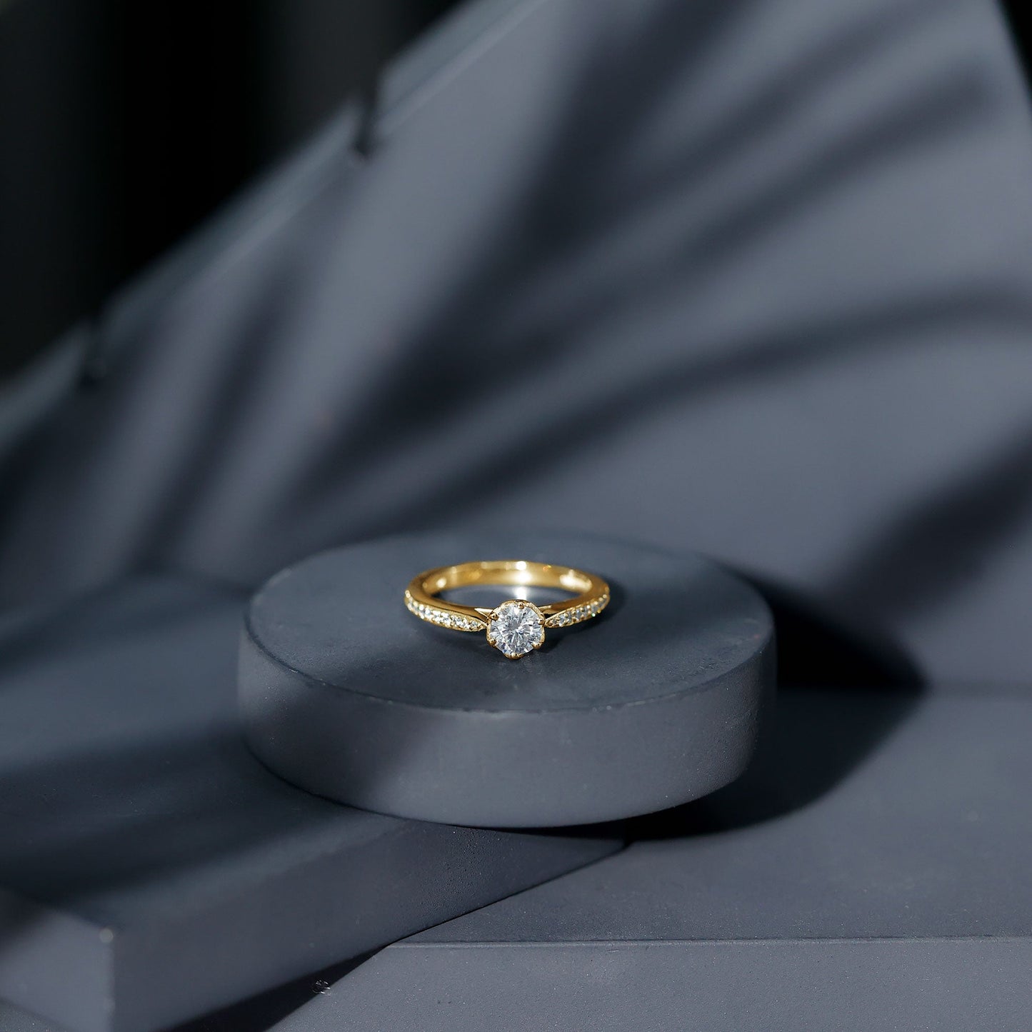 Lotus Basket Set Moissanite Solitaire Engagement Ring for Women