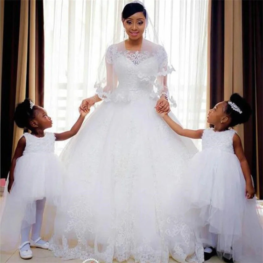 Vintage Lace Appliques Authentic Beading Wedding Dresses Short Sleeves Vestido De Noiva Robe De Mariee Bride Dresses Bridal Gowns