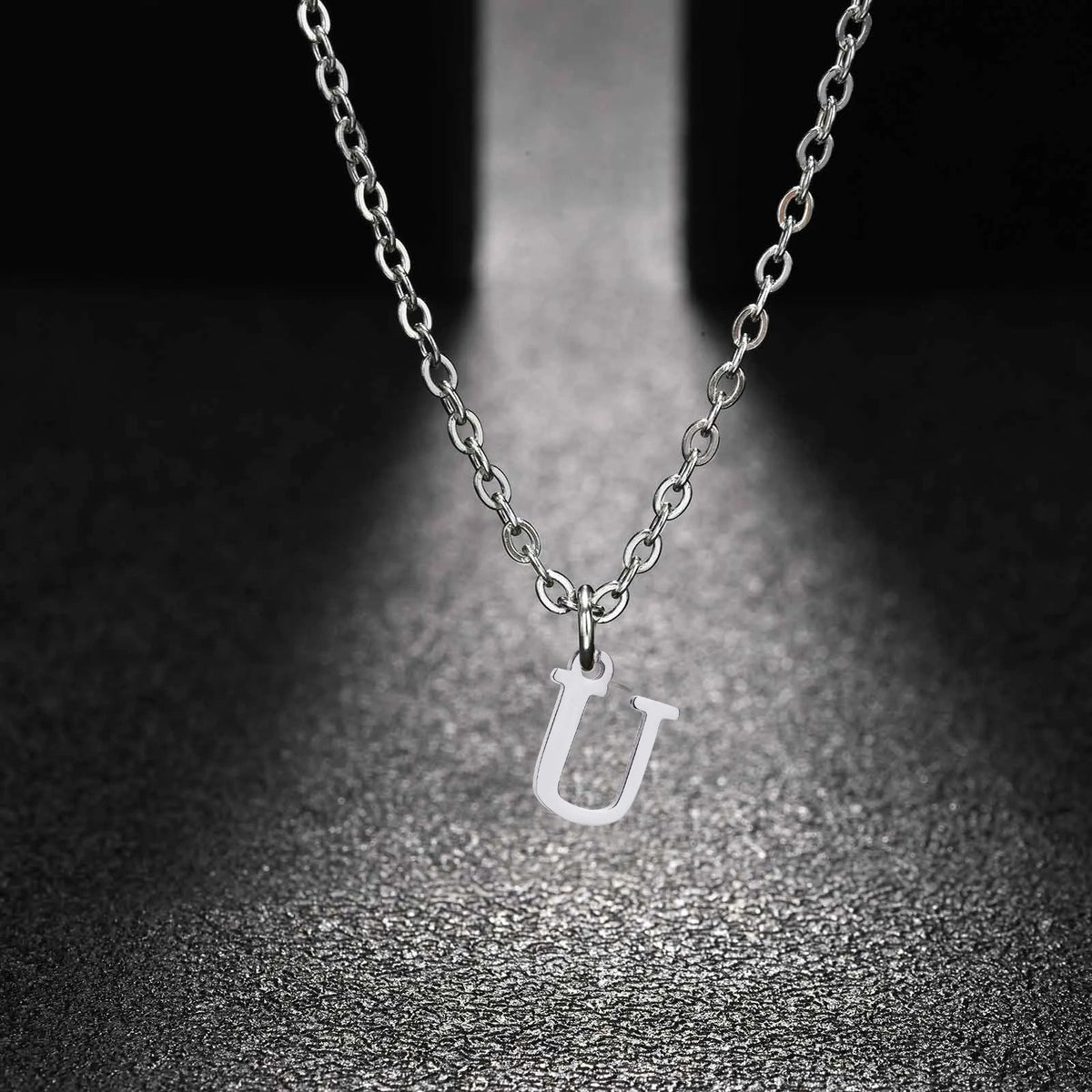 26 Letters A-Z Initial Pendant Necklaces for Women,Alphabet Pendant Rolo Chain Necklace,Simple Fashion Collar Jewelry Gift