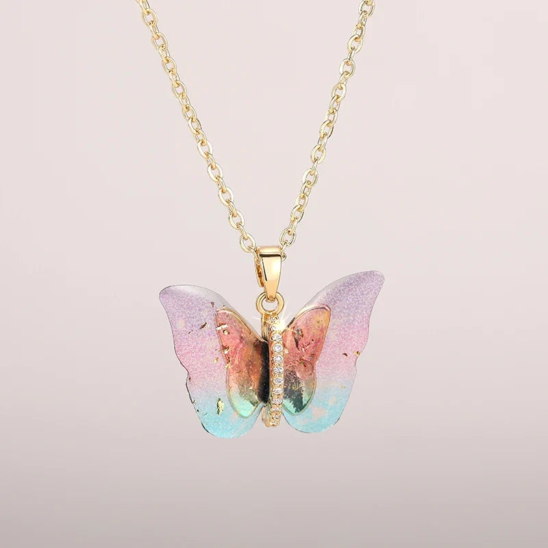 Huitan Aesthetic Butterfly Pendant Necklace for Women Silver Color/Gold Color Inlaid Shiny CZ Fashion Party Accessories Jewelry